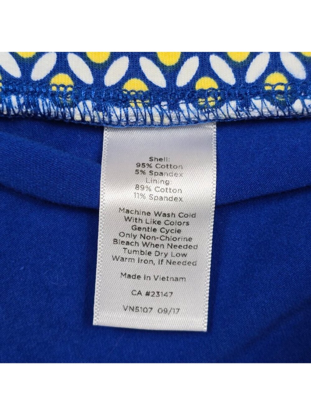 T By Talbots Womens Small Skirt Skort Blue & Yellow Geometric Elastic Waist - Picture 2 of 4